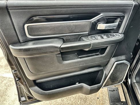 Used 2021 RAM 3500 Laramie w/ Night Edition image 21