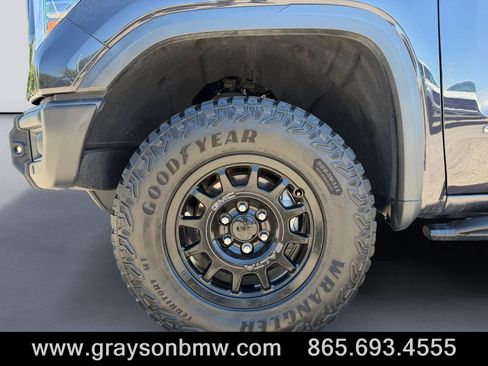 Used 2024 GMC Sierra 1500 AT4X w/ AT4X AEV Edition AWD/4WD image 9