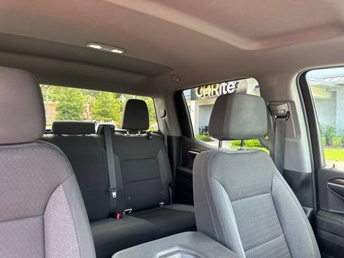 Used 2023 Chevrolet Silverado 1500 LT AWD/4WD image 12