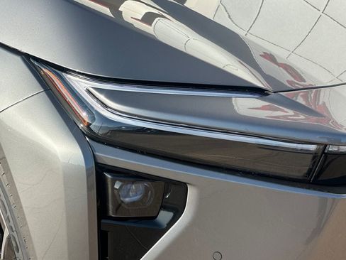 New 2026 Toyota bZ XLE image 31