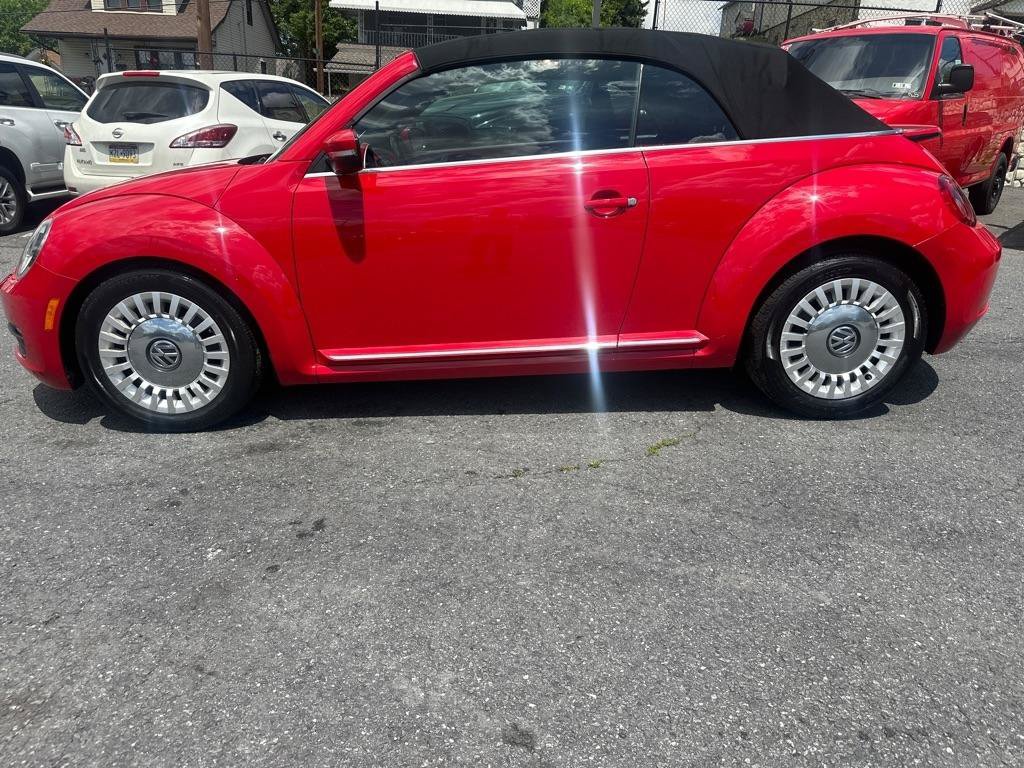 Used 2014 Volkswagen Beetle 1.8T FWD image 5