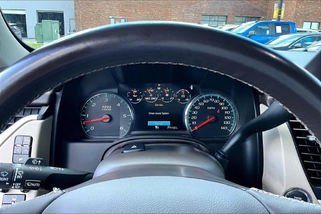 Used 2019 GMC Yukon XL Denali w/ Denali Ultimate Package RWD image 18