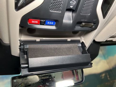 Certified 2025 Subaru Outback Touring XT w/ Popular Package #2 image 51