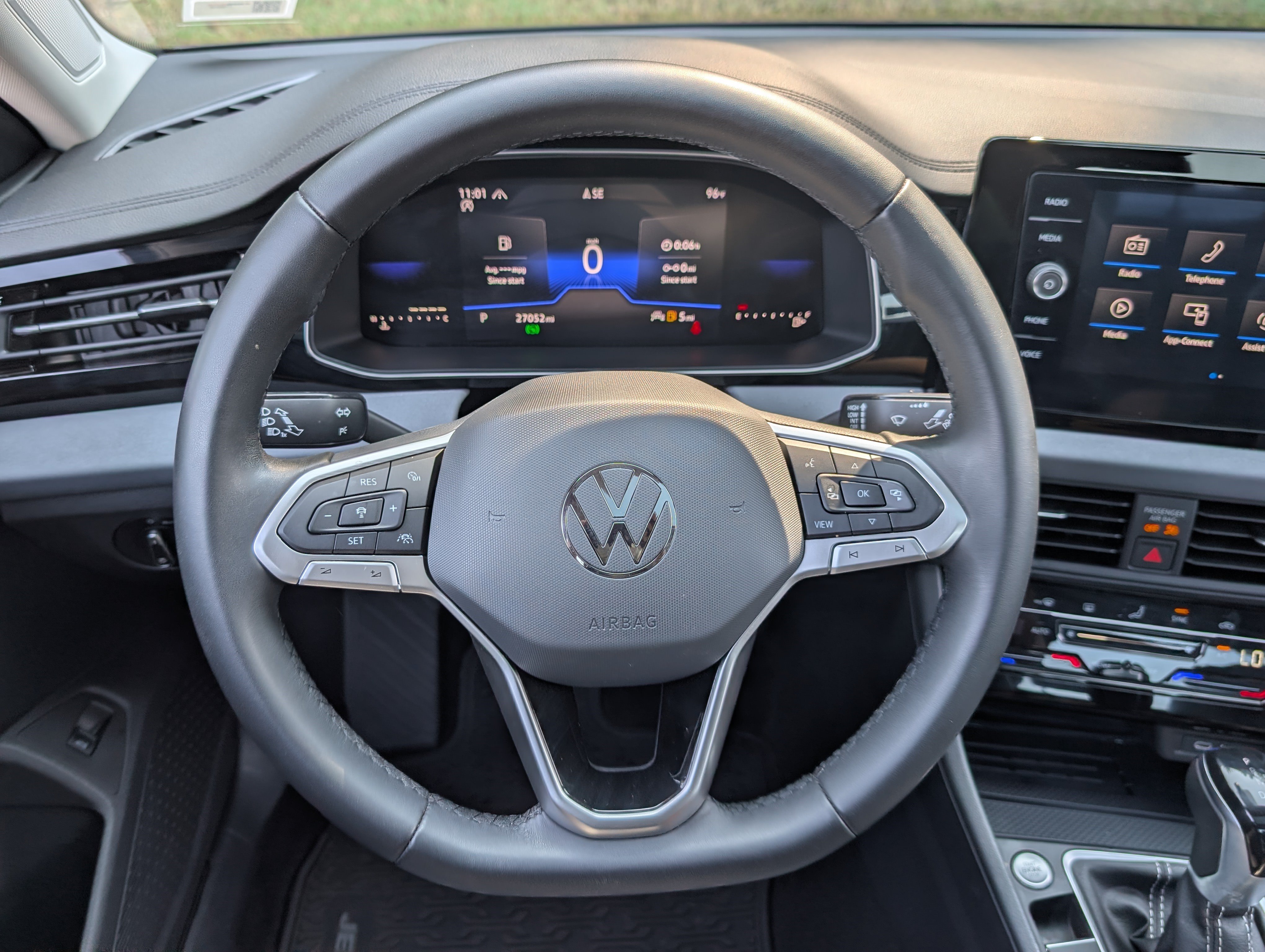 Used 2026 Volkswagen Jetta SE w/ Black Wheel Package FWD image 24