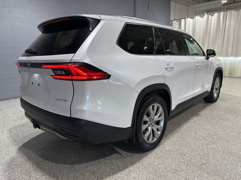 Certified 2024 Toyota Grand Highlander Limited image 4