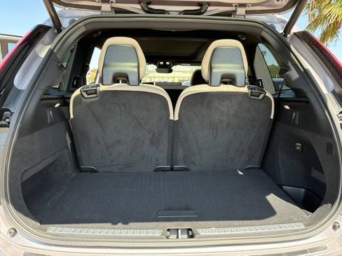 New 2026 Volvo XC90 B6 Plus w/ Protection Package Premier AWD/4WD image 7