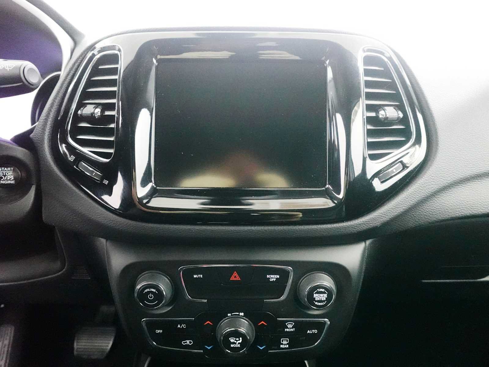 Used 2019 Jeep Compass Limited AWD/4WD image 21