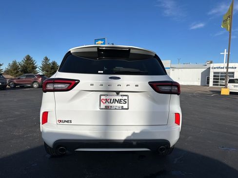 Used 2023 Ford Escape ST-Line image 11