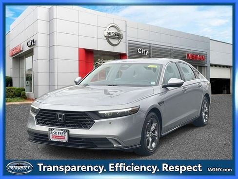 Used 2023 Honda Accord EX-L image 4