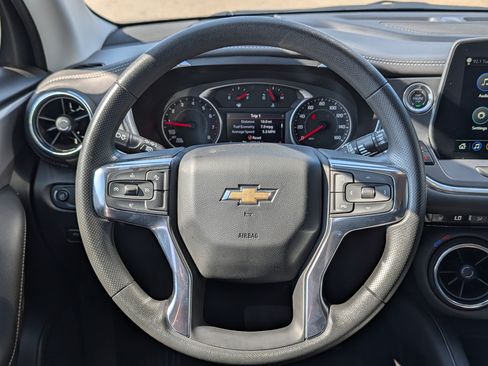 Certified 2025 Chevrolet Blazer LT AWD/4WD image 12