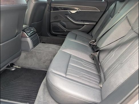 Used 2022 Audi A8 L 3.0T w/ Executive Package AWD/4WD image 10