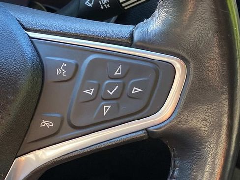 Used 2020 Chevrolet Equinox LT w/ Midnight Edition AWD/4WD image 22