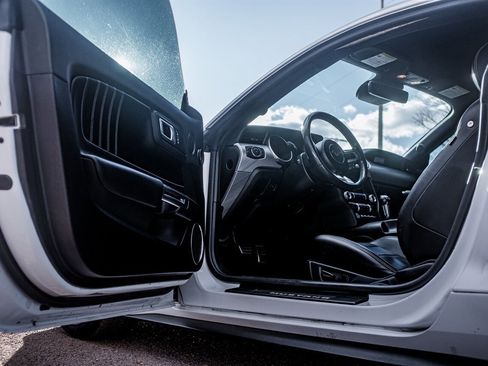 Used 2021 Ford Mustang Premium image 16