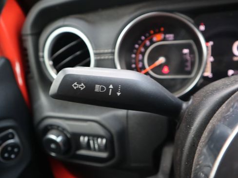 Used 2020 Jeep Wrangler Unlimited Sahara w/ LED Lighting Group image 22