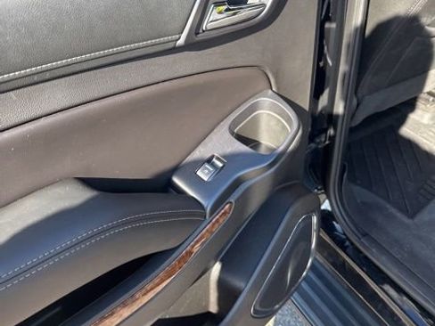 Used 2018 Chevrolet Tahoe Premier image 45