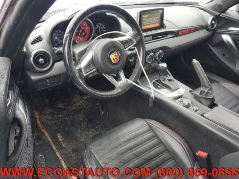 Used 2017 FIAT 124 Spider Abarth image 9