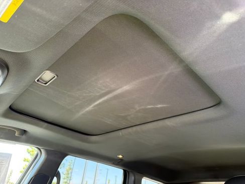 Used 2022 Jeep Grand Cherokee Limited AWD/4WD image 13