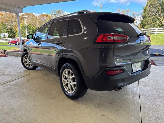 Used 2014 Jeep Cherokee Latitude AWD/4WD image 8
