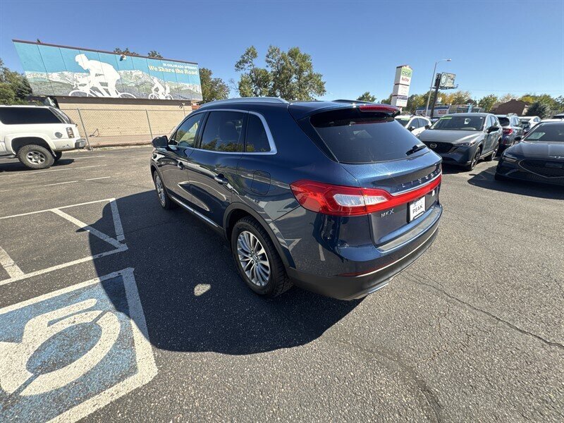 Used 2017 Lincoln MKX Reserve w/ Lincoln MKX Climate Package AWD/4WD image 5