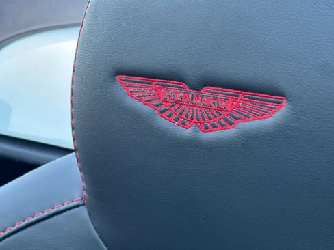 Used 2017 Aston Martin V12 Vantage S image 5