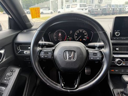 Used 2025 Honda Civic Sport image 8