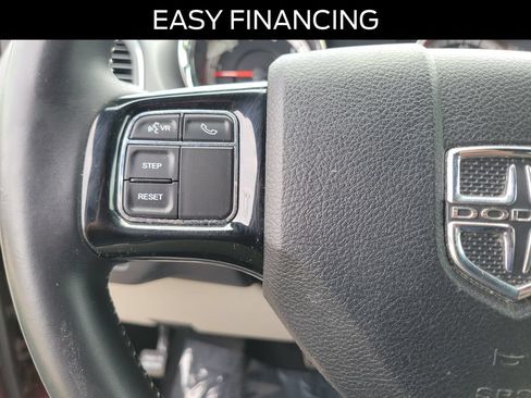 Used 2018 Dodge Grand Caravan SXT FWD image 20