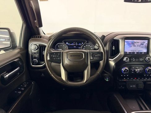 Used 2022 GMC Sierra 1500 Denali w/ Denali Premium Package AWD/4WD image 17
