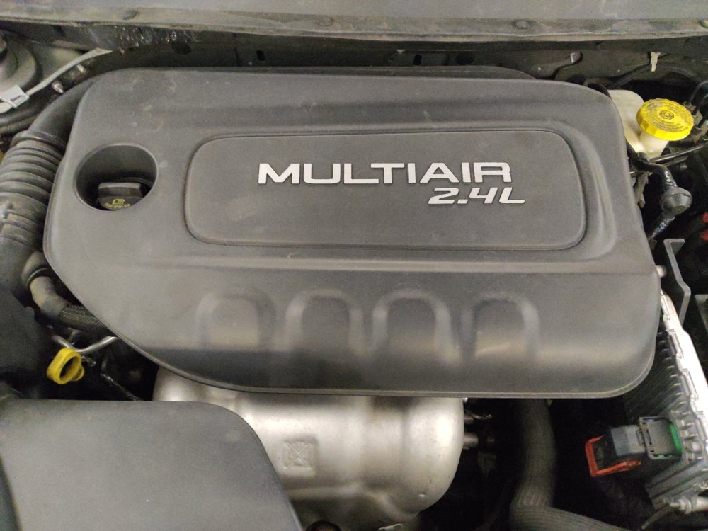 Used 2017 Jeep Cherokee Sport FWD image 30