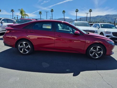 Used 2023 Hyundai Elantra SEL w/ Convenience Package image 8