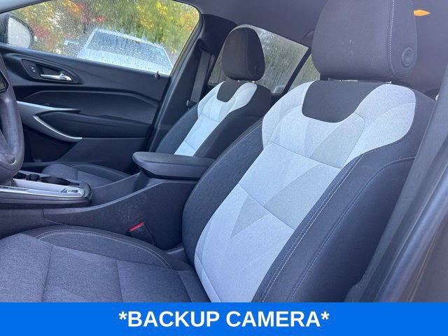 Used 2024 Chevrolet Trax LS w/ LS Convenience Package FWD image 6
