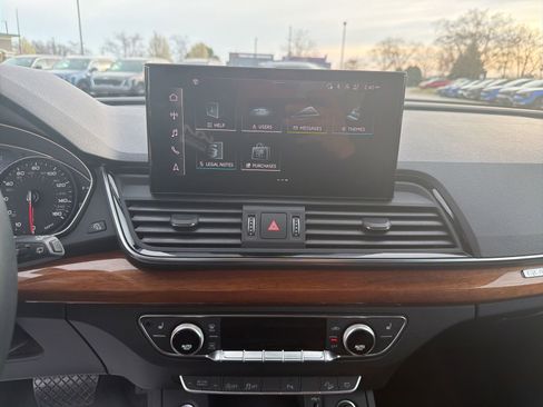 Used 2023 Audi Q5 2.0T Premium image 13