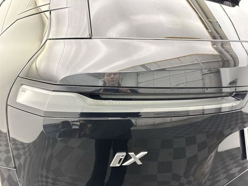 New 2026 BMW iX xDrive45 w/ M Sport Package image 19