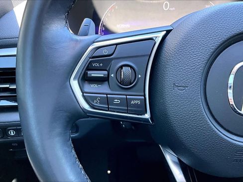 Used 2023 Acura MDX SH-AWD image 22
