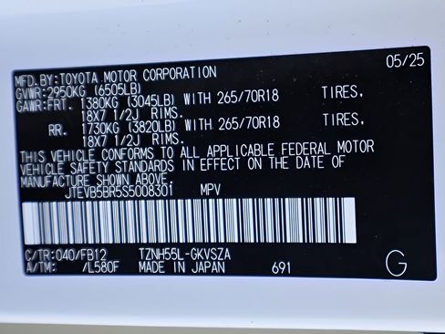 Certified 2025 Toyota 4Runner TRD Off-Road image 26