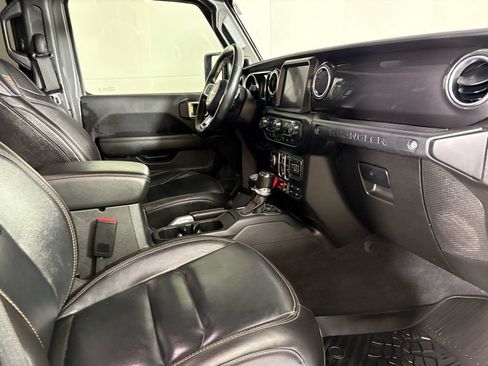 Used 2021 Jeep Wrangler Unlimited Rubicon w/ Trailer Tow Package image 17