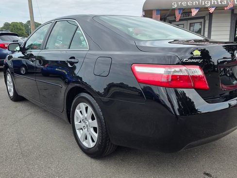 Used 2009 Toyota Camry XLE FWD image 7