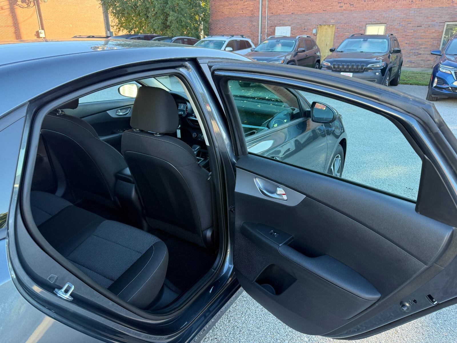 Used 2023 Kia Forte LXS FWD image 16