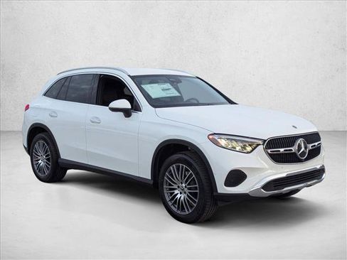 New 2026 Mercedes-Benz GLC 300 image 6