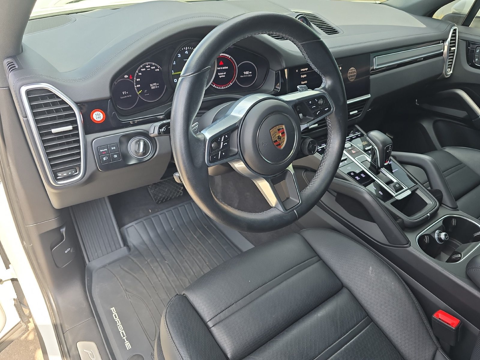Certified 2023 Porsche Cayenne Platinum Edition AWD/4WD image 4