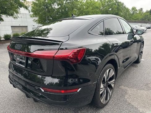 Used 2024 Audi Q8 e-tron Prestige w/ Prestige Package AWD/4WD image 7