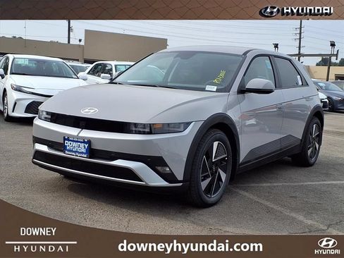 New 2026 Hyundai Ioniq 5 SEL RWD image 1