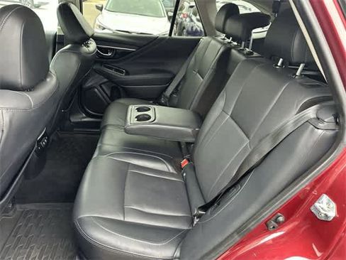 Used 2020 Subaru Outback Limited image 17