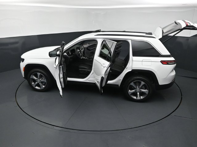 New 2026 Jeep Grand Cherokee Limited AWD/4WD image 27