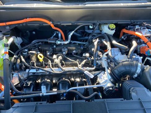 New 2025 Ford Maverick XLT image 14