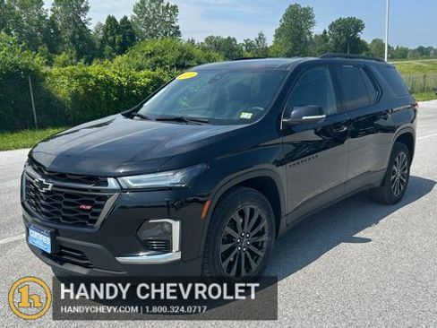 Certified 2023 Chevrolet Traverse RS image 1
