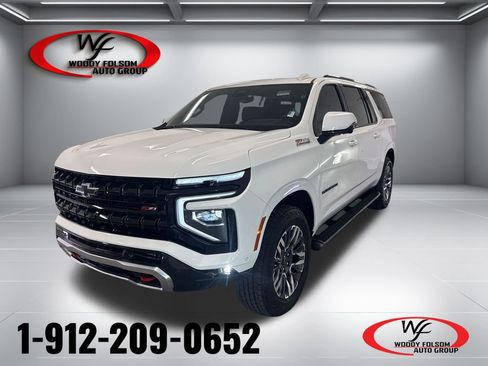 New 2026 Chevrolet Suburban Z71 w/ Z71 Off-Road Package AWD/4WD image 1