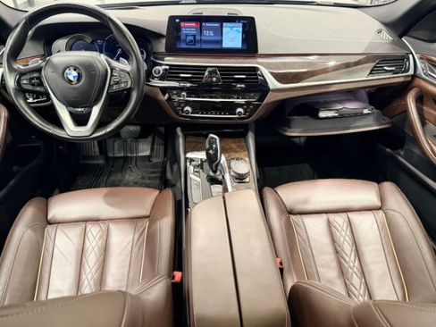 Used 2017 BMW 530i xDrive w/ Driving Assistance Package AWD/4WD image 19