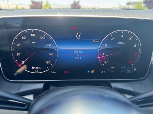 Used 2026 Mercedes-Benz GLC 300 4MATIC image 32