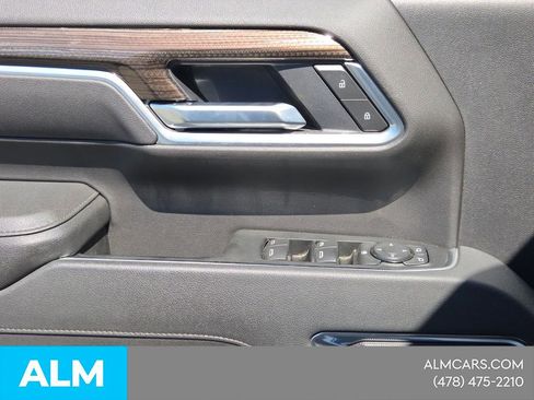 Used 2025 Chevrolet Silverado 2500 LT w/ Convenience Package AWD/4WD image 29