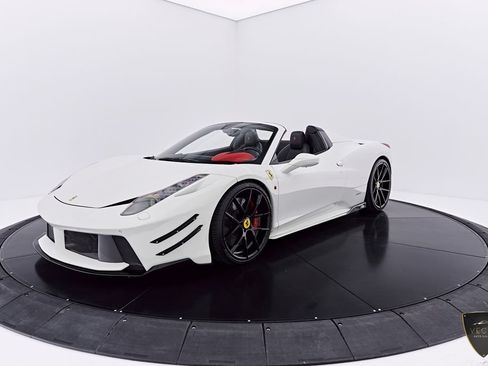 Used 2014 Ferrari 458 Spider RWD image 20